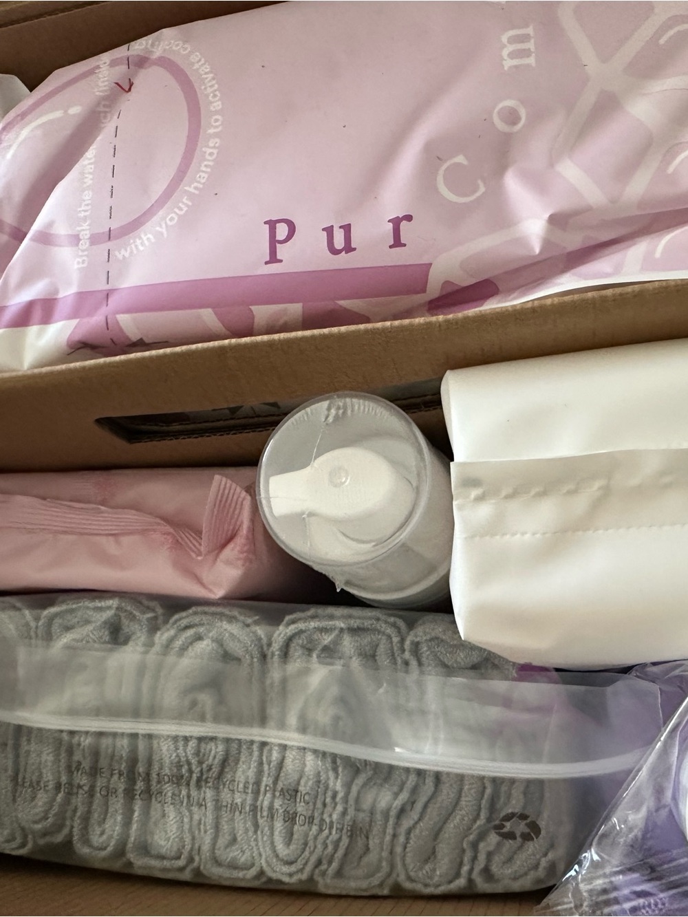 Postpartum Recovery Essentials Kit - - Picture 3 of 3